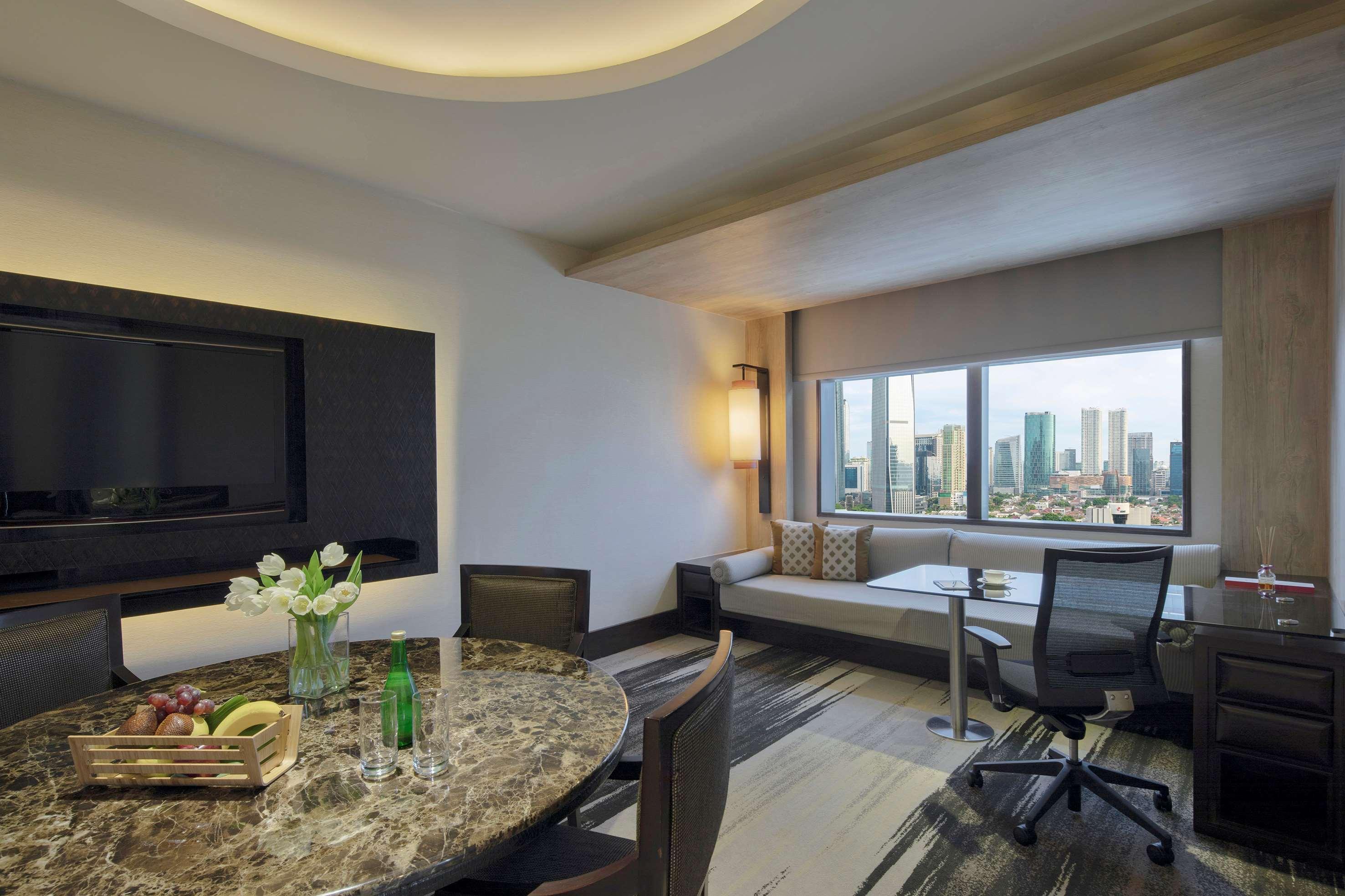 Gran Melia Jakarta Exterior photo