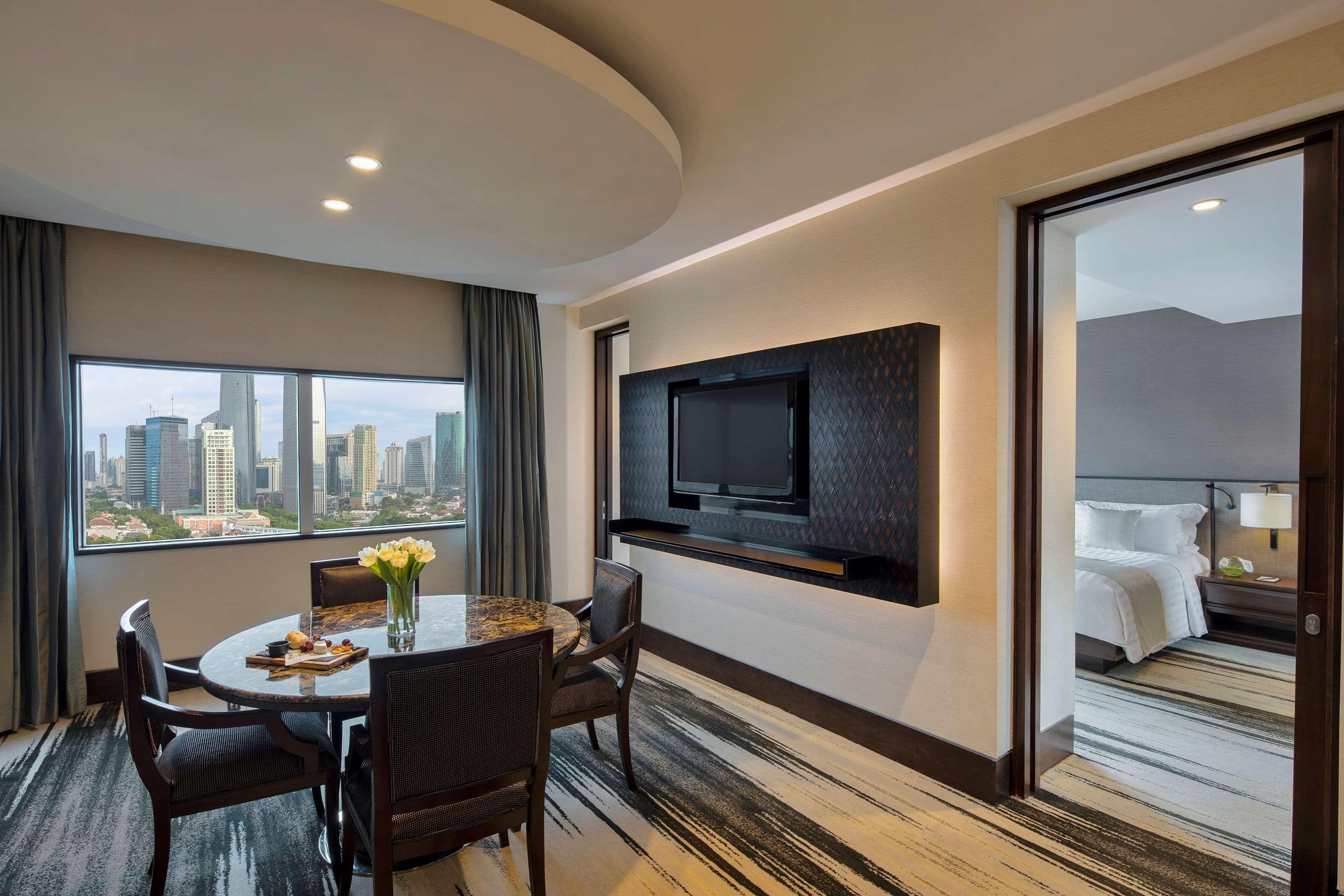 Gran Melia Jakarta Exterior photo