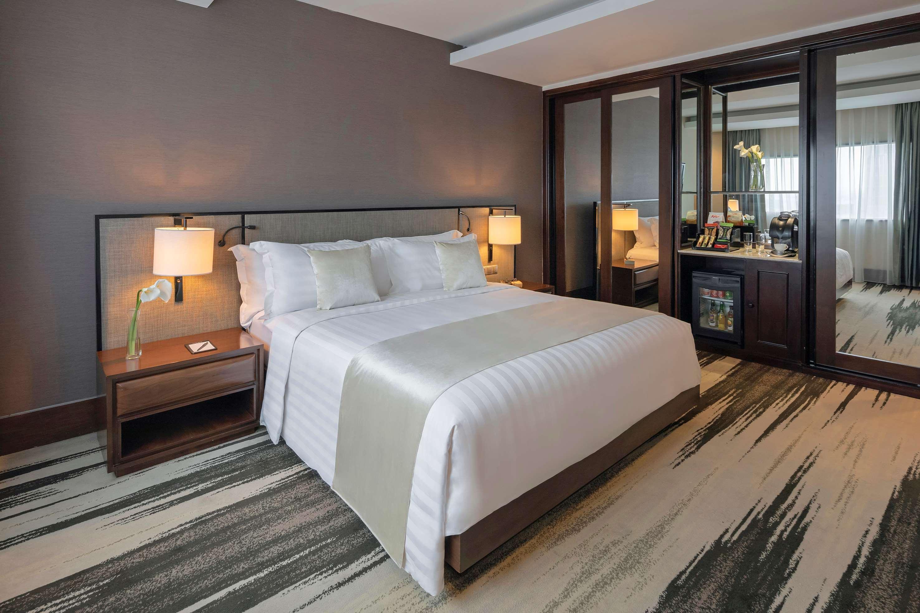 Gran Melia Jakarta Exterior photo