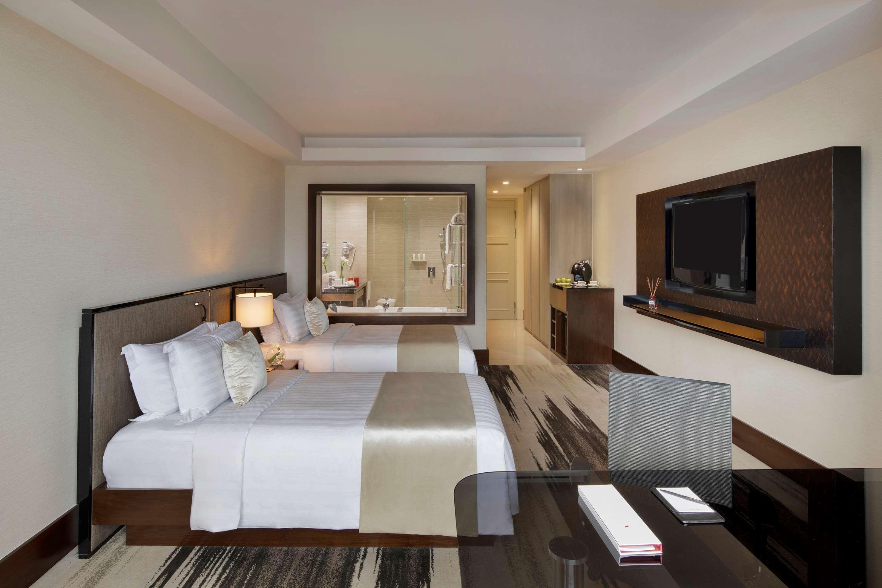 Gran Melia Jakarta Exterior photo