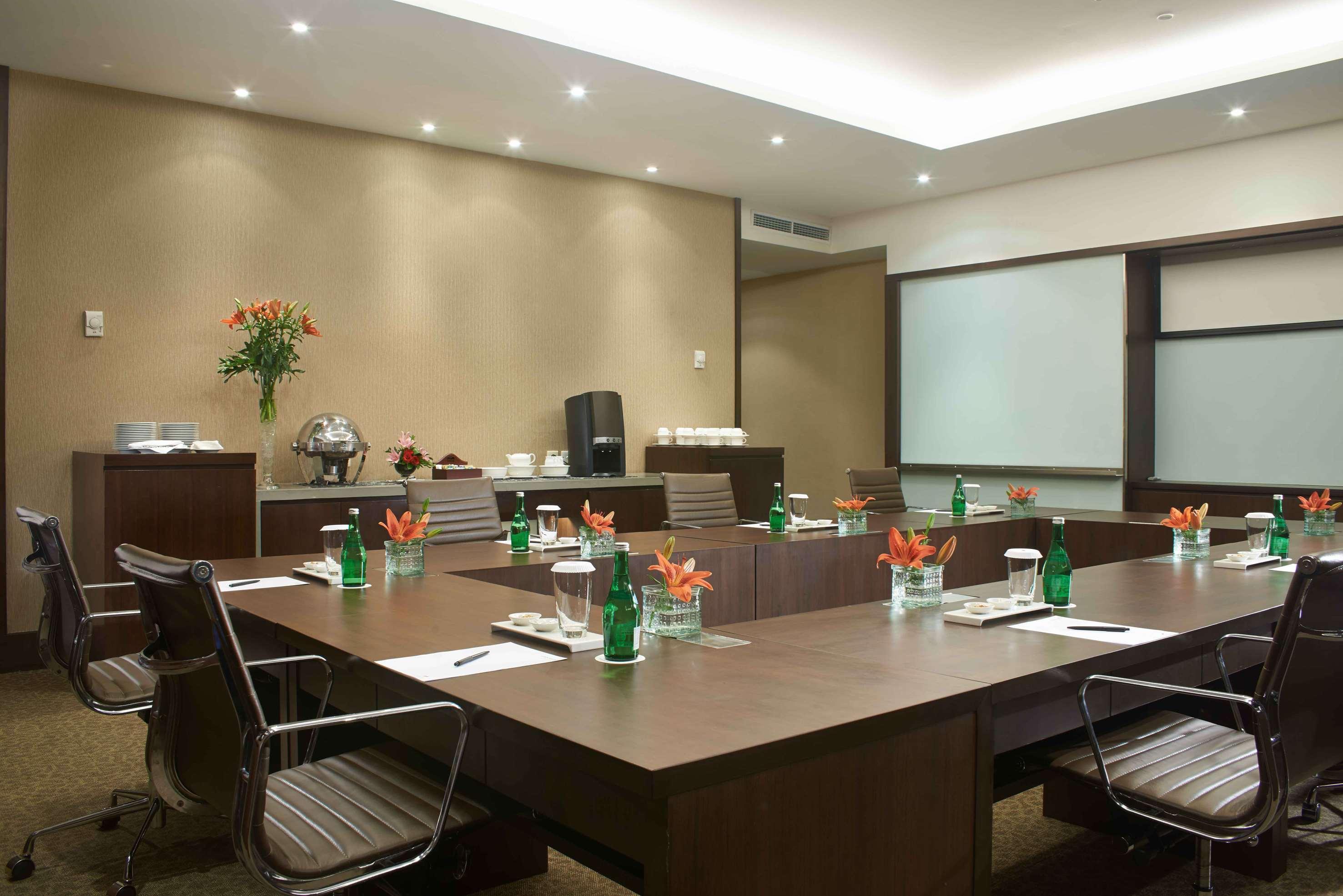 Gran Melia Jakarta Exterior photo
