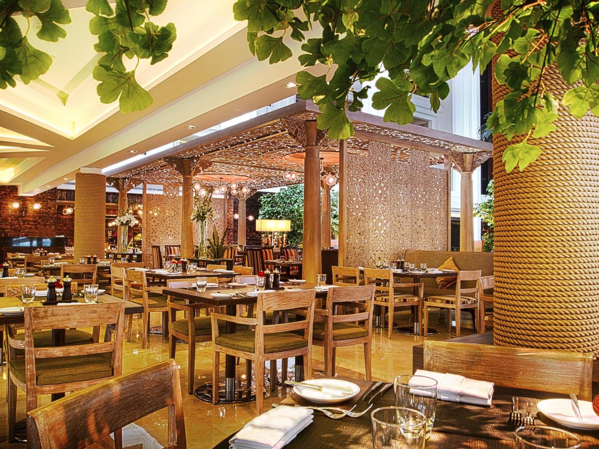Gran Melia Jakarta Exterior photo